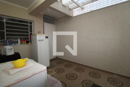 Casa à venda com 545m², 5 quartos e 4 vagasCozinha (inferior)