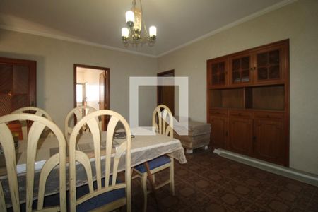 Casa à venda com 545m², 5 quartos e 4 vagasSala de jantar