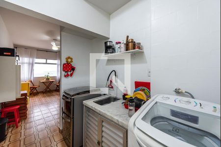 Cozinha de apartamento para alugar com 1 quarto, 33m² em José Menino, Santos