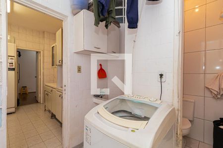 Apartamento à venda com 156m², 3 quartos e 1 vagaÁrea de Serviço