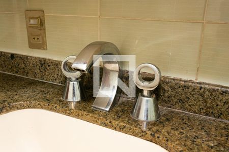 Apartamento para alugar com 170m², 4 quartos e 2 vagasBanheiro Social