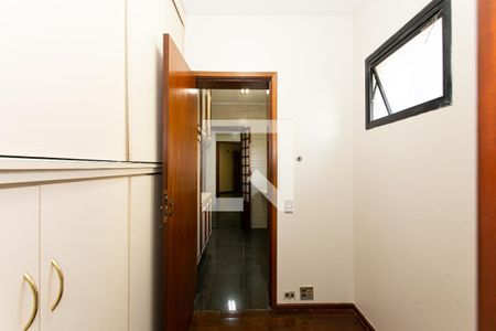 Apartamento para alugar com 170m², 4 quartos e 2 vagasQuarto de Serviço