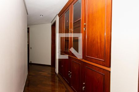 Apartamento para alugar com 170m², 4 quartos e 2 vagasCorredor