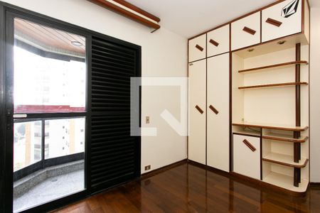Apartamento para alugar com 170m², 4 quartos e 2 vagasSuíte 1