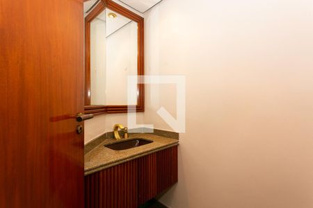 Apartamento para alugar com 170m², 4 quartos e 2 vagasLavabo