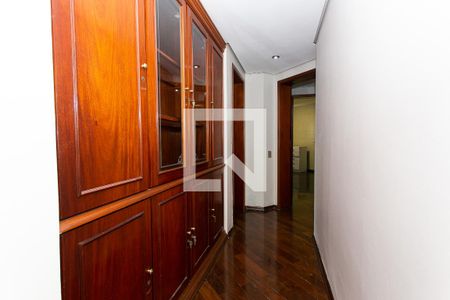 Apartamento para alugar com 170m², 4 quartos e 2 vagasCorredor
