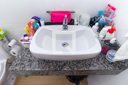 Casa à venda com 93m², 3 quartos e 3 vagasBanheiro 2