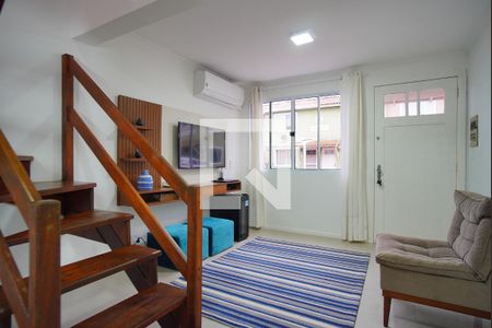 Casa à venda com 2 quartos, 72m² em Sarandi, Porto Alegre