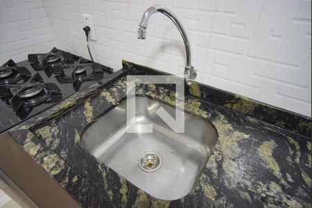 Casa à venda com 72m², 2 quartos e 1 vagaCozinha - Torneira