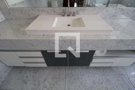 Casa de condomínio à venda com 900m², 5 quartos e 6 vagasBanheiro/Suíte 5