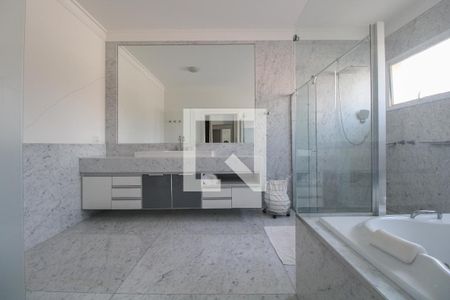 Casa de condomínio à venda com 900m², 5 quartos e 6 vagasBanheiro/Suíte 5