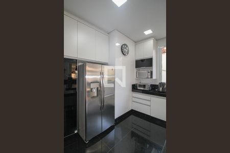 Casa de condomínio à venda com 900m², 5 quartos e 6 vagasCozinha