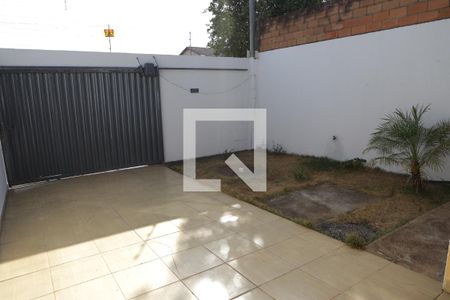 Casa para alugar com 180m², 3 quartos e 2 vagasÁrea externa