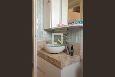 Apartamento para alugar com 52m², 2 quartos e 1 vagaBanheiro