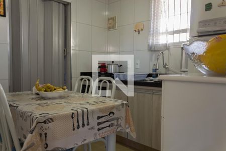 Apartamento para alugar com 52m², 2 quartos e 1 vagaCozinha