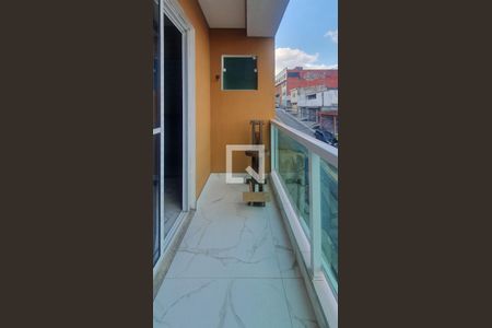 Casa à venda com 171m², 2 quartos e 2 vagas Casa à venda com 171m², 2 quartos e 2 vagasvaranda da suíte