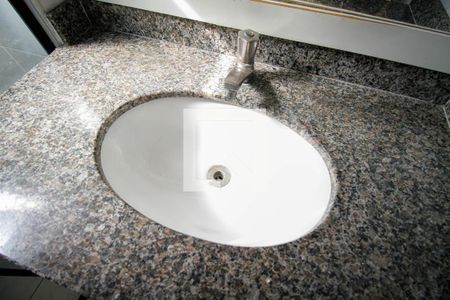 Apartamento para alugar com 54m², 2 quartos e 1 vaga Apartamento para alugar com 54m², 2 quartos e 1 vagaBanheiro