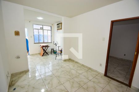 Sala de casa para alugar com 2 quartos, 139m² em Madureira, Rio de Janeiro