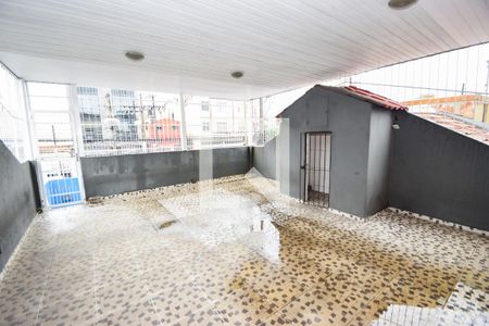Casa para alugar com 139m², 2 quartos e 1 vaga Casa para alugar com 139m², 2 quartos e 1 vagaTerraço