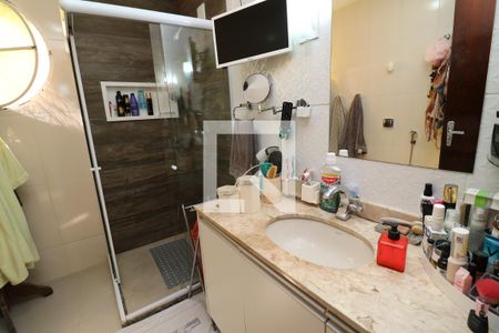 Casa à venda com 141m², 4 quartos e 2 vagasBanheiro da Suíte