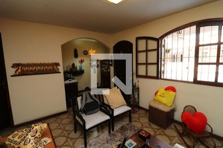 Sala de casa à venda com 4 quartos, 141m² em Portuguesa, Rio de Janeiro