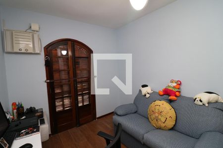 Casa à venda com 141m², 4 quartos e 2 vagasQuarto 3