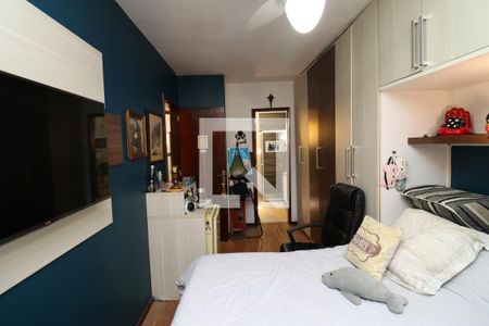 Casa à venda com 141m², 4 quartos e 2 vagasSuíte
