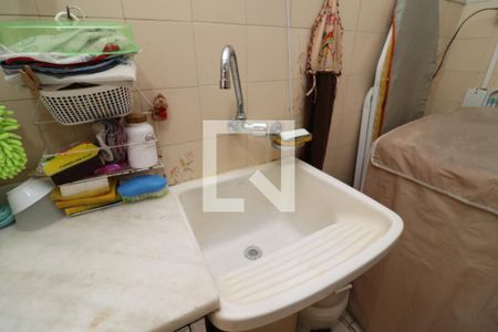 Casa à venda com 141m², 4 quartos e 2 vagasÁrea de Serviço