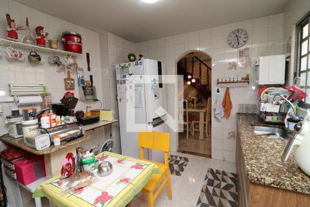 Casa à venda com 141m², 4 quartos e 2 vagasCozinha