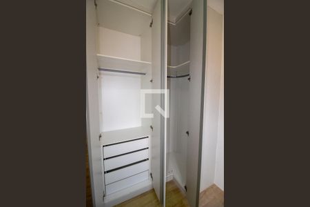 Apartamento à venda com 72m², 2 quartos e 1 vagaQuarto 1 - Armários