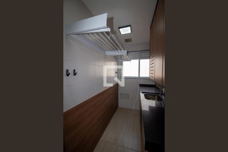 Apartamento à venda com 72m², 2 quartos e 1 vagaÁrea de Serviço