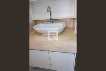 Apartamento à venda com 72m², 2 quartos e 1 vagaBanheiro Social 