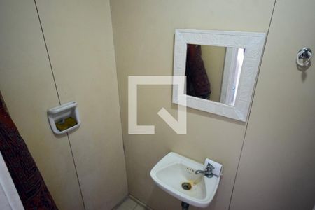 Apartamento à venda com 220m², 4 quartos e 3 vagasBanheiro de Serviço