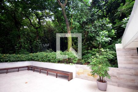 Apartamento à venda com 220m², 4 quartos e 3 vagasÁrea comum