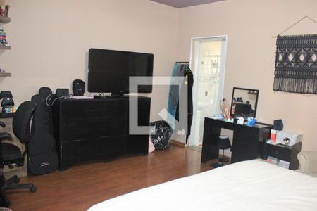 Casa à venda com 115m², 2 quartos e 2 vagasSuíte 2