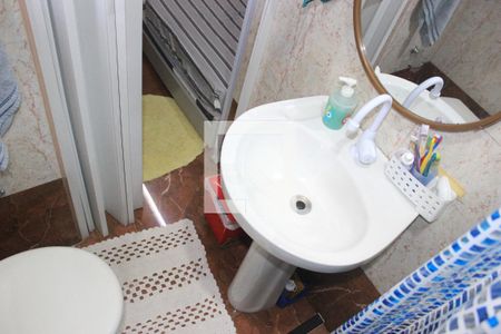 Casa à venda com 115m², 2 quartos e 2 vagasBanheiro da Suíte 1