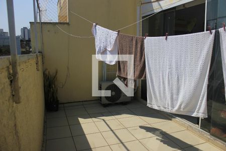 Casa à venda com 115m², 2 quartos e 2 vagasTerraço