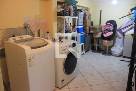 Casa à venda com 115m², 2 quartos e 2 vagasLavanderia