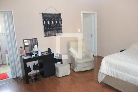 Casa à venda com 115m², 2 quartos e 2 vagasSuíte 2