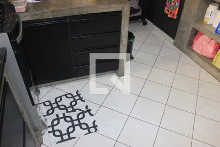 Casa à venda com 115m², 2 quartos e 2 vagasCozinha