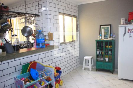 Casa à venda com 115m², 2 quartos e 2 vagasCozinha