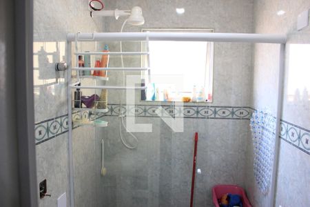 Casa à venda com 115m², 2 quartos e 2 vagasBanheiro da Suíte 2