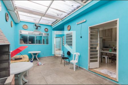 Casa à venda com 270m², 3 quartos e 4 vagasQuintal