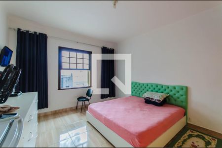 Casa à venda com 270m², 3 quartos e 4 vagasQuarto 2