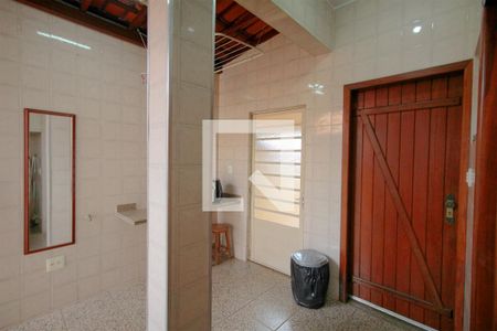 Casa à venda com 244m², 3 quartos e 3 vagasÁrea de Serviço