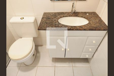 Apartamento para alugar com 61m², 3 quartos e 1 vaga Apartamento para alugar com 61m², 3 quartos e 1 vagaBanheiro