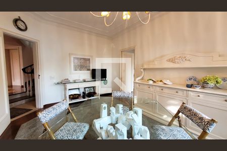 Casa de condomínio à venda com 640m², 4 quartos e 4 vagasSala do Café