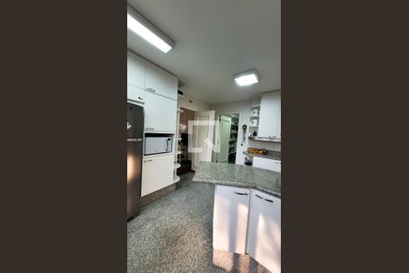 Casa de condomínio à venda com 640m², 4 quartos e 4 vagasCozinha