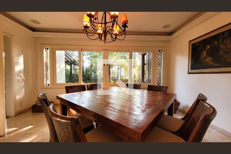 Casa de condomínio à venda com 640m², 4 quartos e 4 vagasSala de Jantar