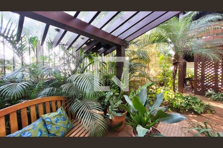 Casa de condomínio à venda com 640m², 4 quartos e 4 vagasÁrea externa